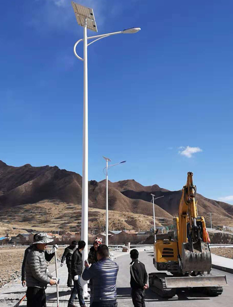 甘南碌曲10米银川太阳能路灯项目