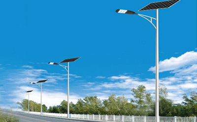 农村道路装银川太阳能路灯选多大瓦数实测